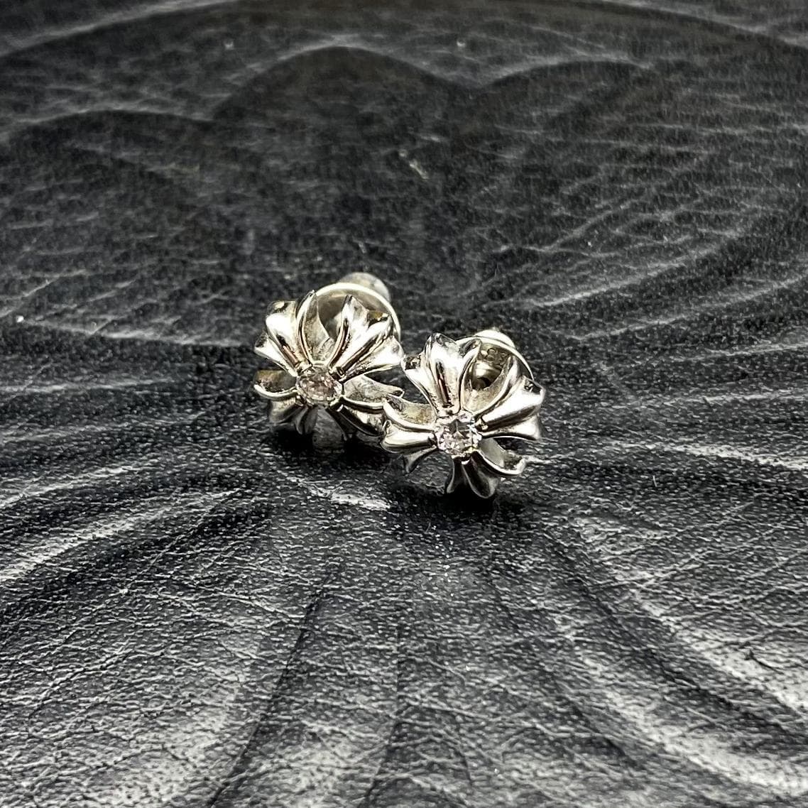 Platinum plated CH PLS earrings — view 1