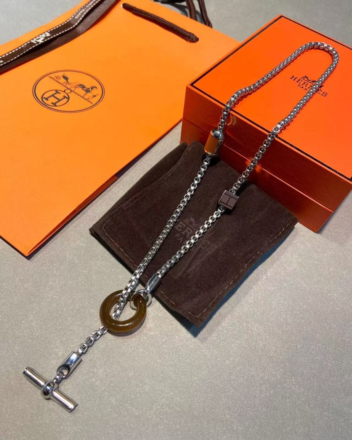Meli-Melo necklace — view 1